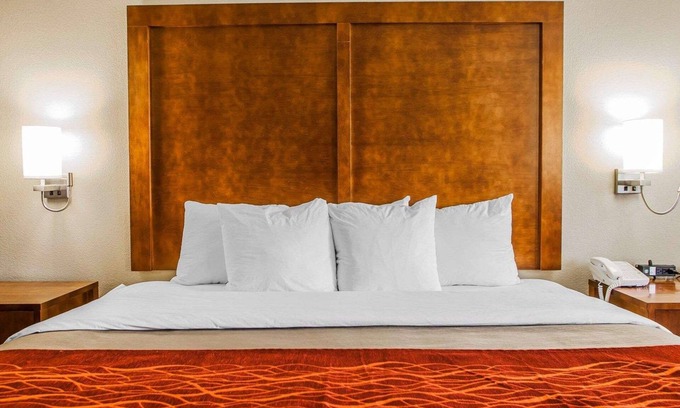 Marshalltown Hotel | Comfort Inn Marshalltown South