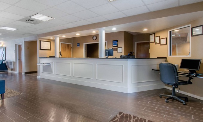 Mechanicsburg Hotel | Comfort Inn Mechanicsburg - Harrisburg South