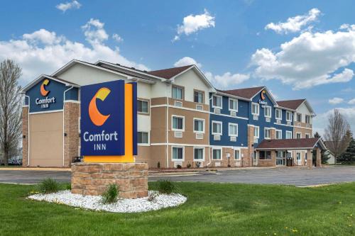 Mount Pleasant Hotel | Comfort Inn Mount Pleasant - Racine