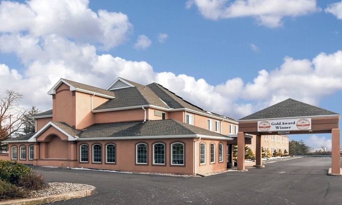 New Holland Hotel | Comfort Inn New Holland Amish Country