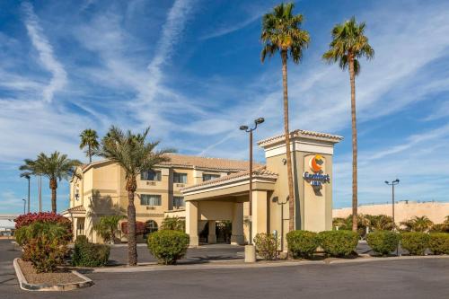 Estrella Hotel | Comfort Inn Phoenix Central City