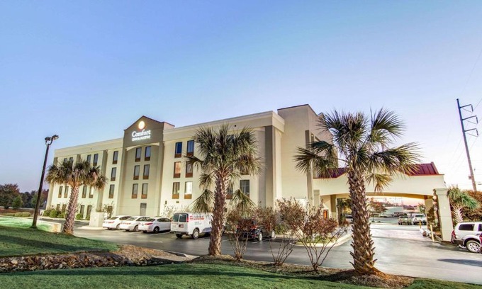 Athens Hotel | Comfort Inn & Suites Athens North