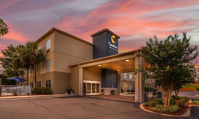 Crestview Hotel | Comfort Inn & Suites Crestview