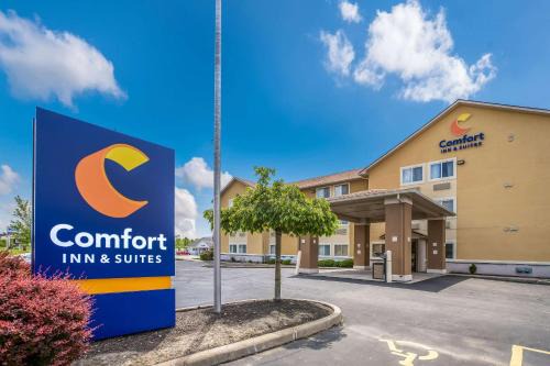 Fairborn Hotel | Comfort Inn & Suites Fairborn near Wright Patterson AFB