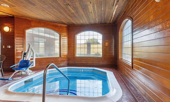 Gillette Hotel | Comfort Inn & Suites Gillette near Campbell Medical Center