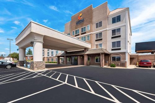 Heath Hotel | Comfort Inn & Suites Heath - Newark South