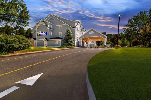 North Conway Hotel | Comfort Inn & Suites North Conway