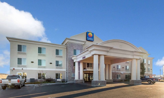 Rock Springs Hotel | Comfort Inn & Suites Rock Springs - Green River