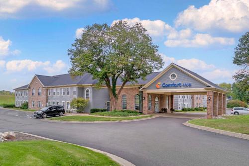 Plainwell Hotel | Comfort Inn