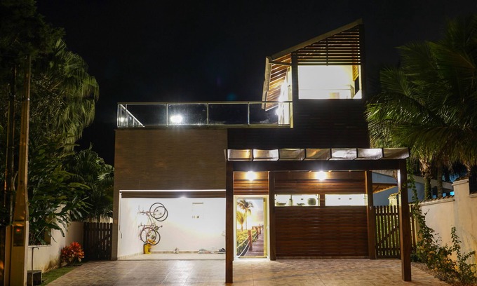 Horto House | Comfort, privacy, 24 hour security. Accommodates families, children and animals