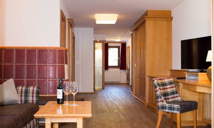 Haldensee Apartment | Comfort Suite TYROL - Hotel Tyrol am Haldensee