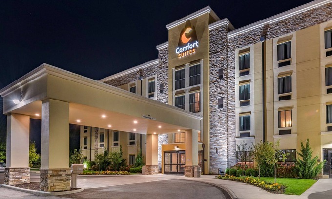 Northeast Columbus Hotel | Comfort Suites Columbus Airport