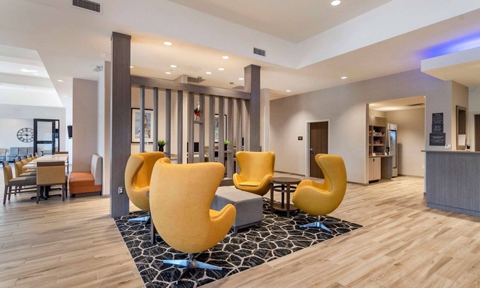 Grandview Hotel | Comfort Suites Grandview - Kansas City