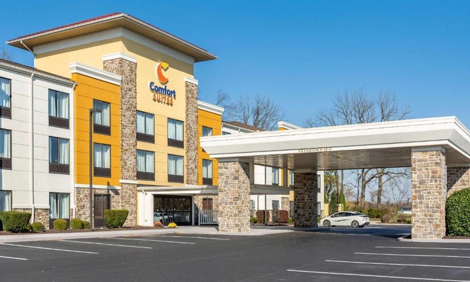 Witmer Hotel | Comfort Suites Lancaster Amish Country