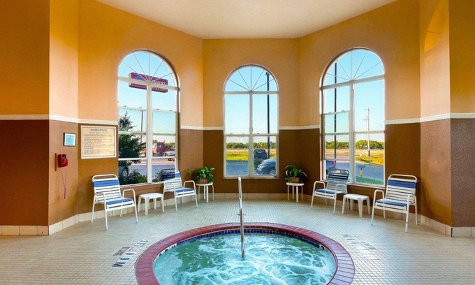 Abilene Hotel | Comfort Suites University
