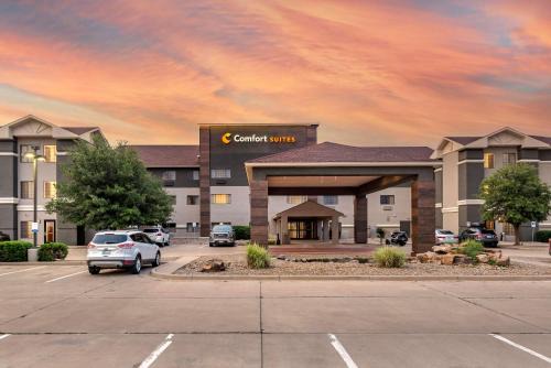 Clovis Hotel | Comfort Suites
