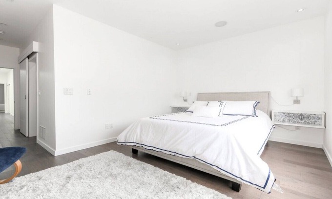 Oakwood Village House | Comfortable 2 BED- 2 BATH