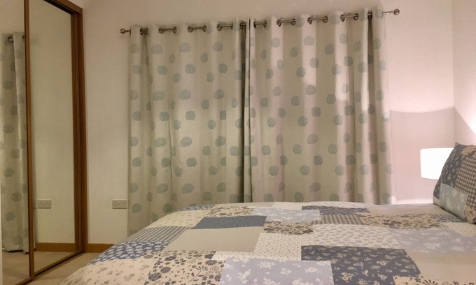 Cambridge House | Comfortable 2 bed house, free parking, high speed internet