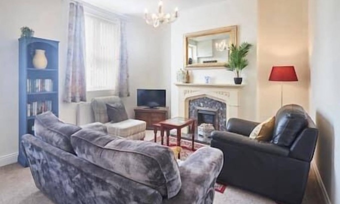 North Bitchburn House | Comfortable 3 Bedroom House