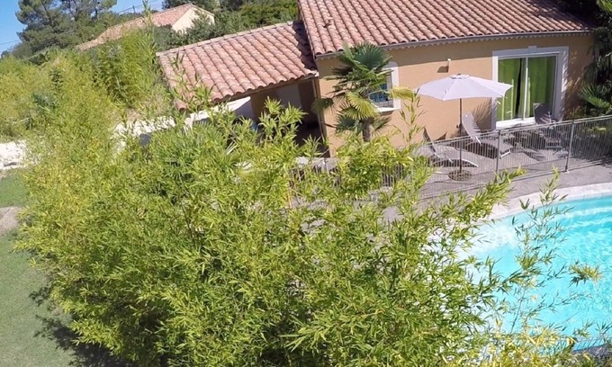 Sampzon Villa | Comfortable 4-person air-conditioned villa, private pool, garden, near canoe river