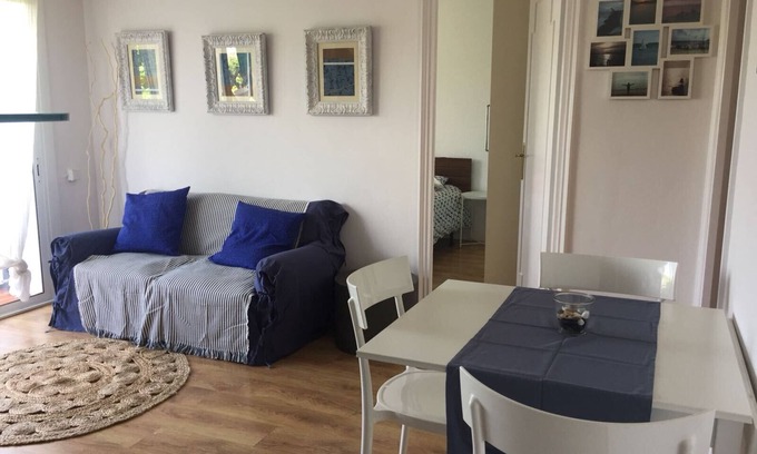 Alella Apartment | Comfortable and bright apartment 20 minutes from the center of Barcelona