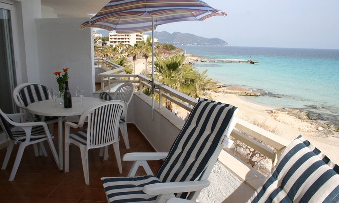 Son Servera Apartment | Comfortable and spacious apartment by the long, sandy beach