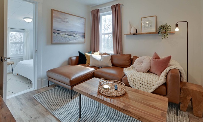 Saskatoon Downtown Apartment | Comfortable and Trendy 2-floor Boutique Suite in a Character Home