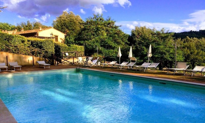 San Gimignano Villa | comfortable apartment with private garden in San Gimignano