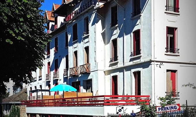 Chatel-Guyon Apartment | Comfortable apartment for curists and holidaymakers in Montchalusset