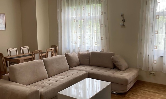 Meljine Apartment | Comfortable apartment with garden