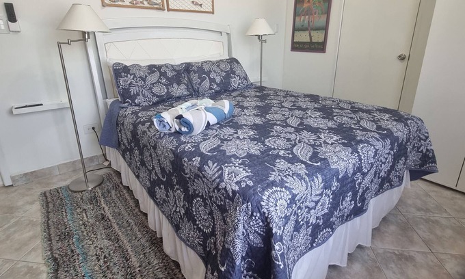 Tanki Leendert Apartment | Comfortable apt. ideal for short/long stays