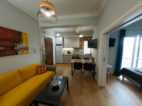 Mousio Apartment | Comfortable apt, next to Archeological museum!
