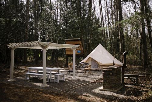 Custer Other | Comfortable Bell Tent Rental near Birch Bay Perfect for Glamping in Washington