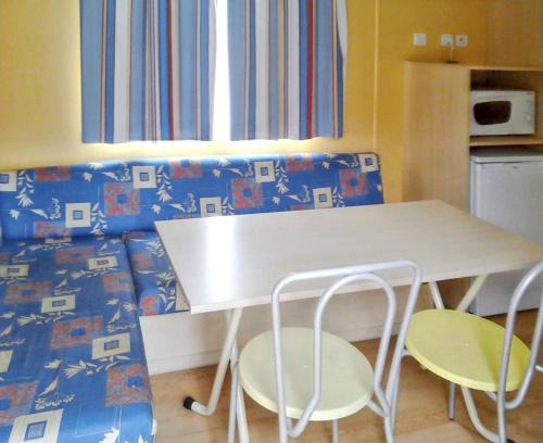 Burinhosa House | Comfortable Bungalow Near Pataias with Shared Pool