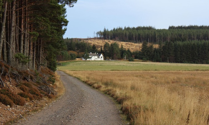 Woodend Cottage | Comfortable cottage in stunning location.
