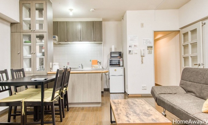 Namba Apartment | Comfortable DOTONBORI, OSAKACASTLE