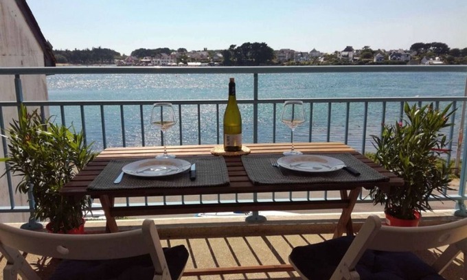 Etel Apartment | Comfortable duplex with air conditioning near Étel port and beaches