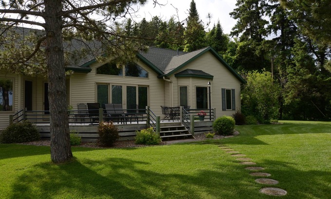 Park Rapids House | Comfortable home with amazing porch located on Big Sand Lake & Pine Cone Lodge