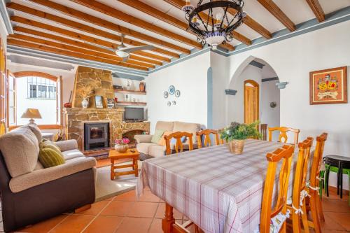 Ardales House | Comfortable house in Ardales with fireplace