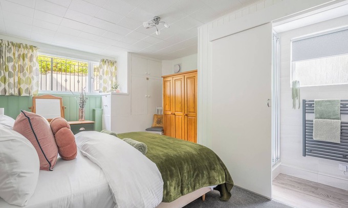 Low Newton Apartment | Comfortable Lakeland Apartment