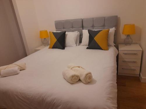 Sheffield City Centre Apartment | Comfortable Modern 1 bedroom Apartment in Sheffield -Convenient for up to 3