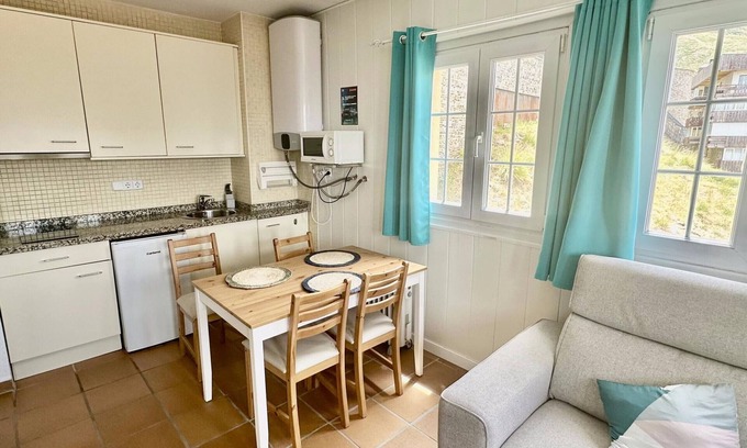 Pradollano Apartment | Comfortable mountain lodging, Pradollano