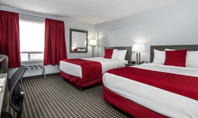Grande Prairie Hotel | Comfortable Retreat Near Airport – Perfect For Business Trips!