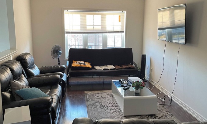 Brampton House | Comfortable Room & Private Washroom. Free Parking!