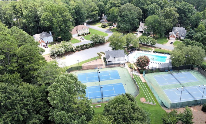 Lawrenceville House | Comfortable Spacious Clean Living in Lawrenceville