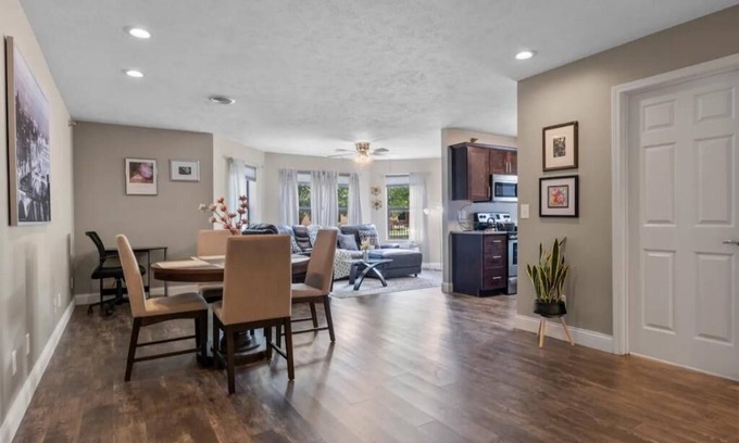 Downtown Springfield Apartment | Comfortable Stay in downtown Springfield
