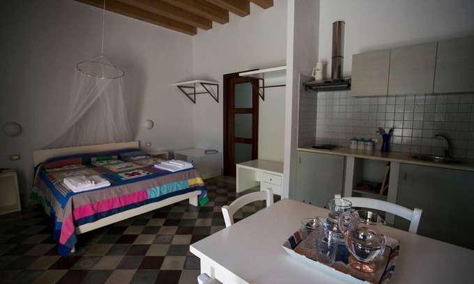 Syracuse Other | Comfortable studio apartment 6 km from Syracuse city