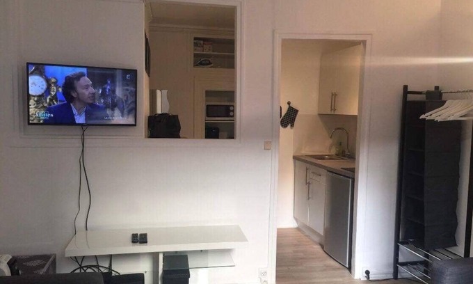 Arsenal Apartment | comfortable studio in Bercy near Lyon train station