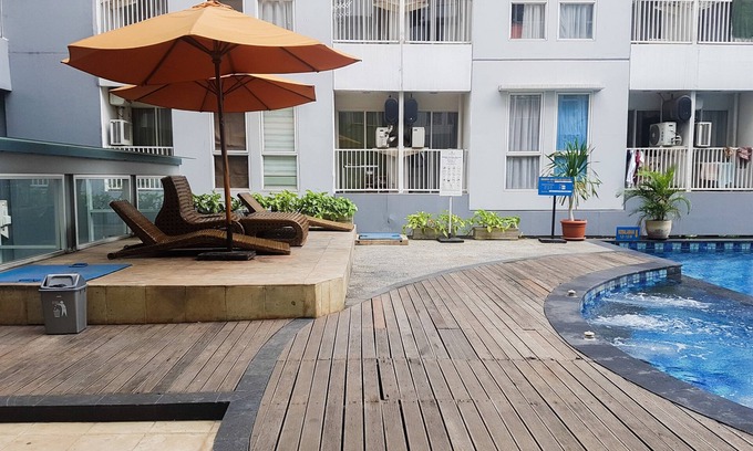 Tangerang Apartment | Comfortable Studio Room near Airport at Skylounge Tamansari Apartment