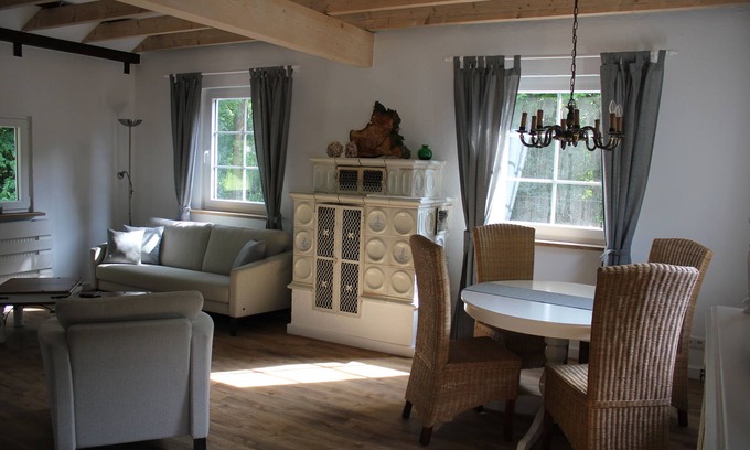 Herbringhausen House | Comfortable "WupperCottage" in Beyenburg, in the middle of Bergisches Land